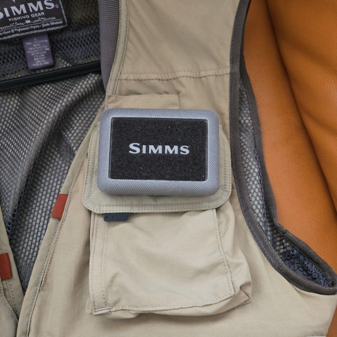 フ*ン様 SIMMS フィッシングベスト(フライケース付き)