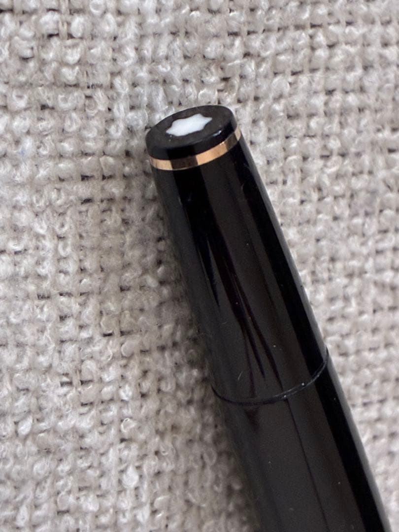 ◾️MONT BLANC モンブラン◾️万年筆 N o.14◾️黒色／金色◾️吸入式◾️