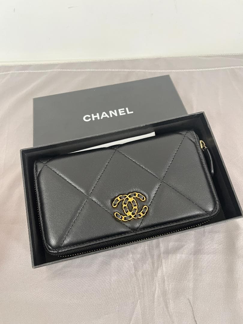 CHANEL ブラック レザー 長財布