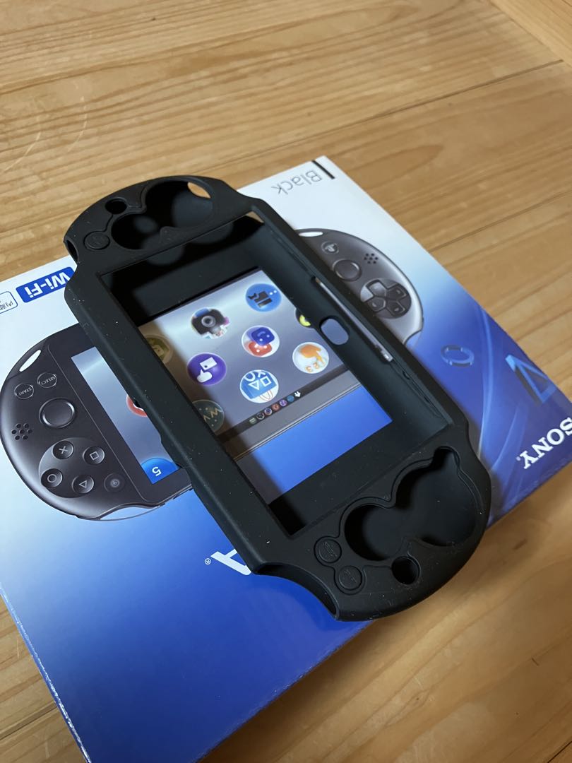 SONY PS Vita Wi-Fi ケース付き 動作確認済みpch-2000
