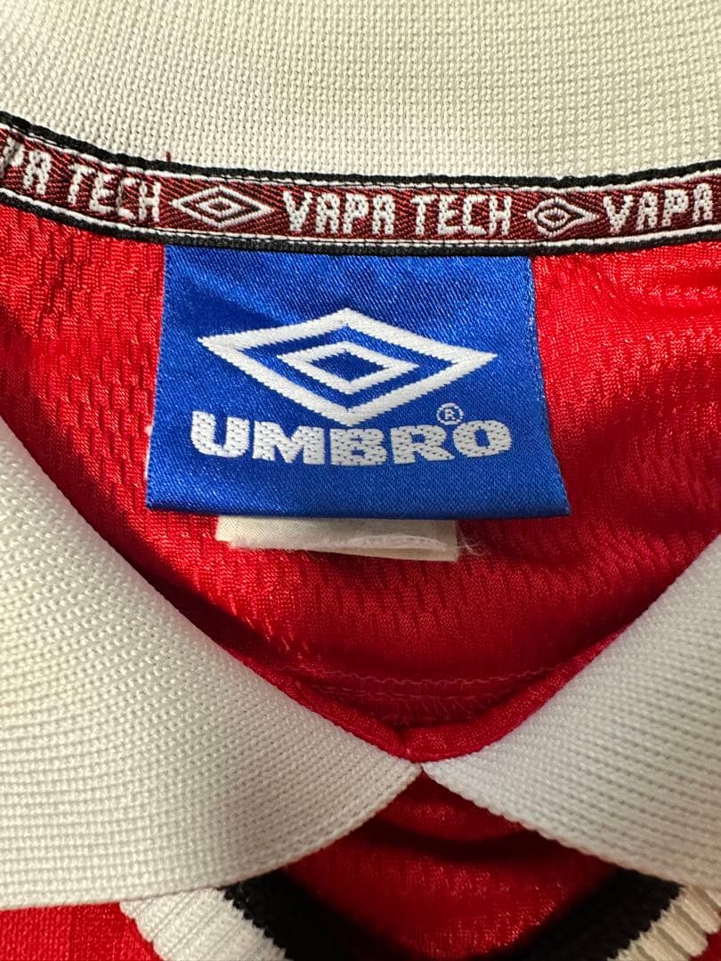 99/00マンチェスターユナイテッド ヴィンテージユニ　Umbro Mサイズ