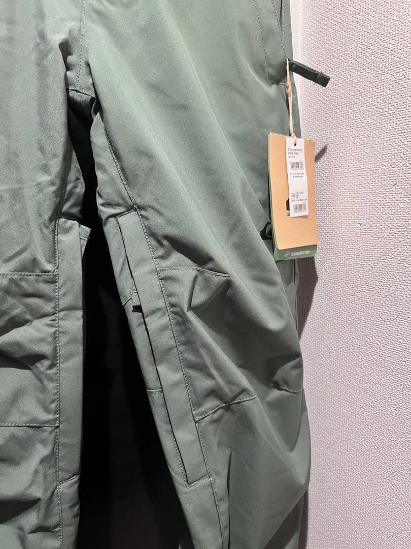130cm Quiksilver 新品 子ども用 スノーボードウェア 上下セット