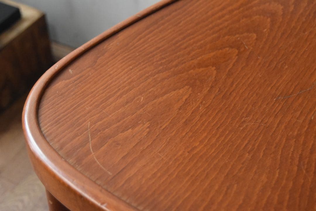 Bentwood chair ②