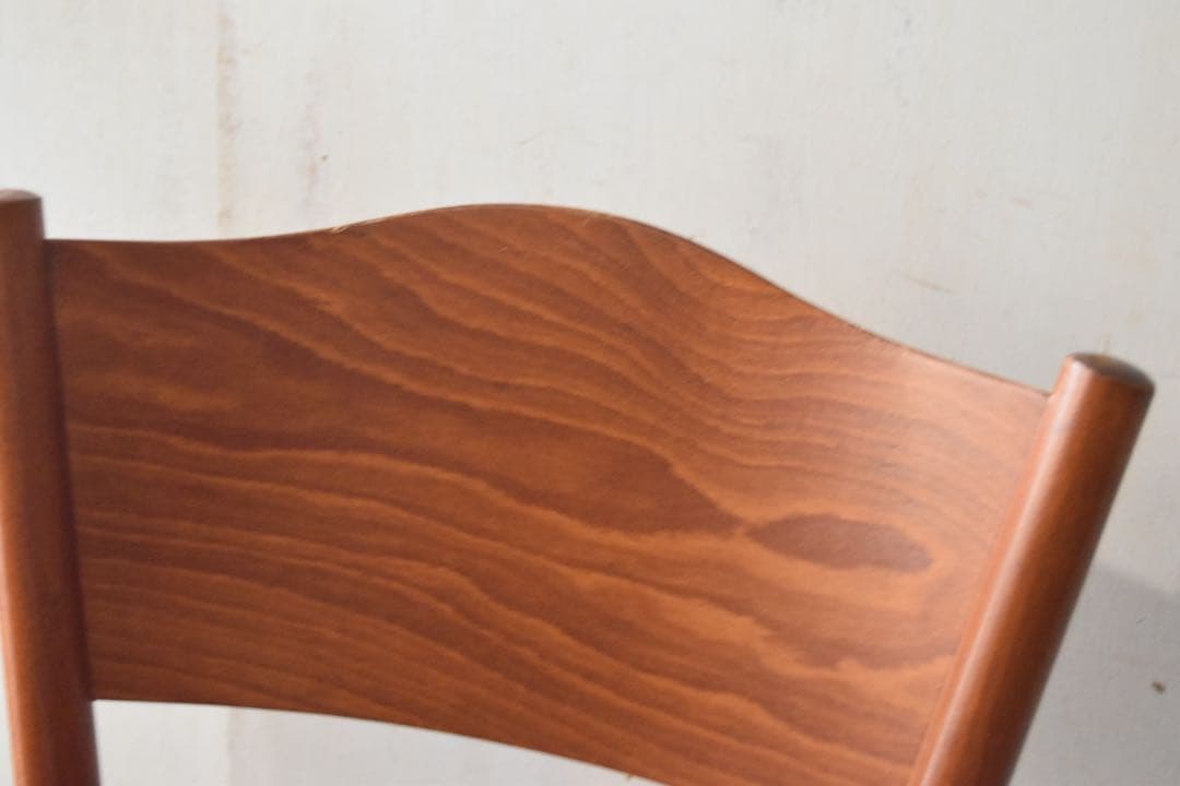 Bentwood chair ②