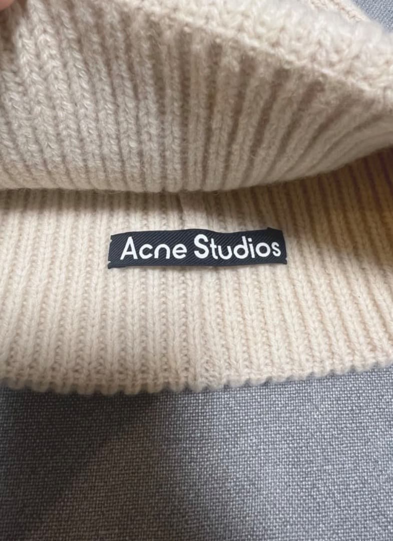 Acne Studios スモールFACEロゴビーニー