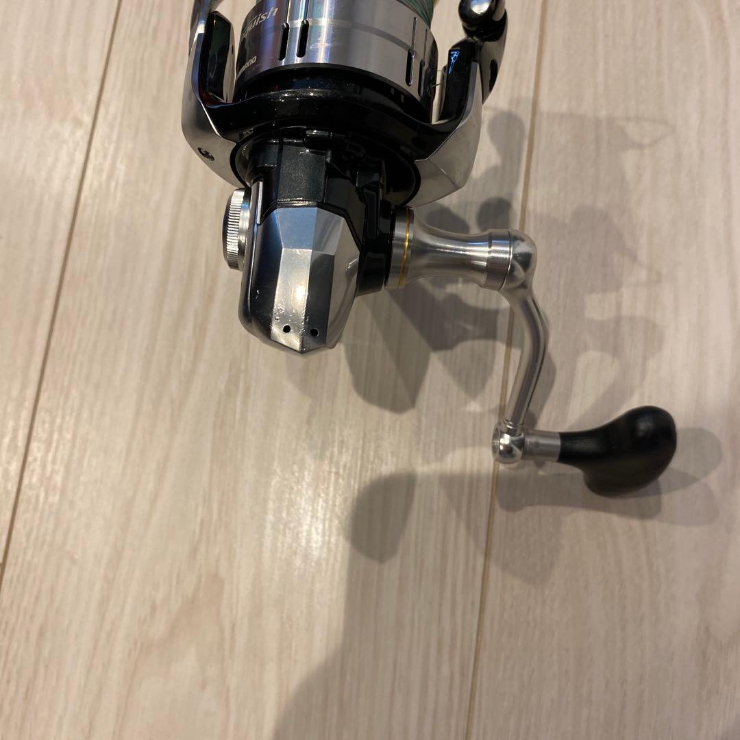 SHIMANO Vanquish C3000HG スピニングリール