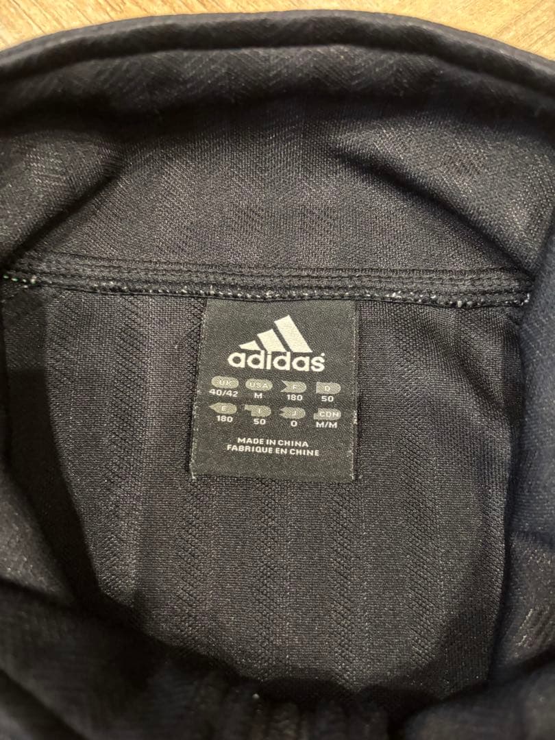 adidas トラックジャケット ブラック×ラスタ ジャージ セットアップ