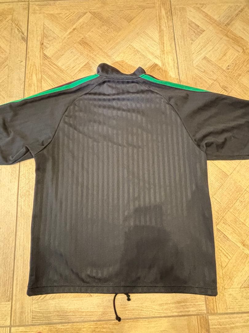 adidas トラックジャケット ブラック×ラスタ ジャージ セットアップ