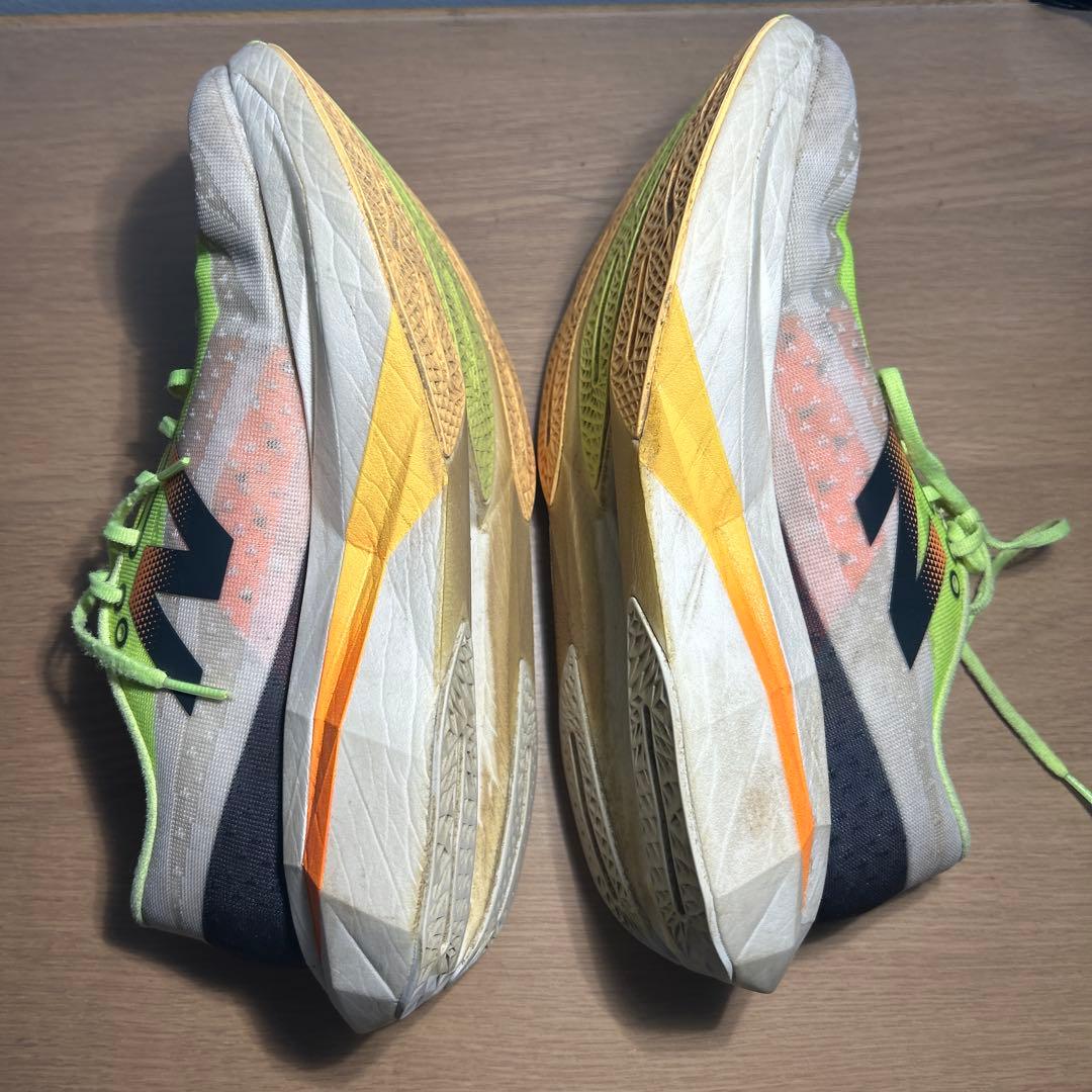 スパイク・シューズ newbalance elite v4