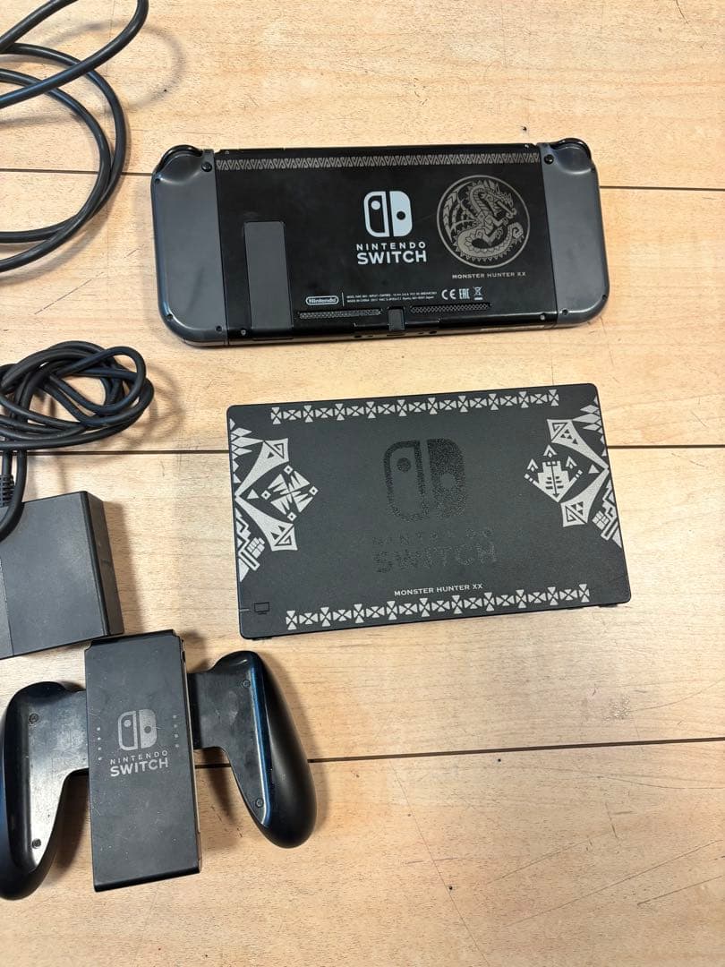 【ジャンク】Nintendo Switch モンスター ハンターエディション