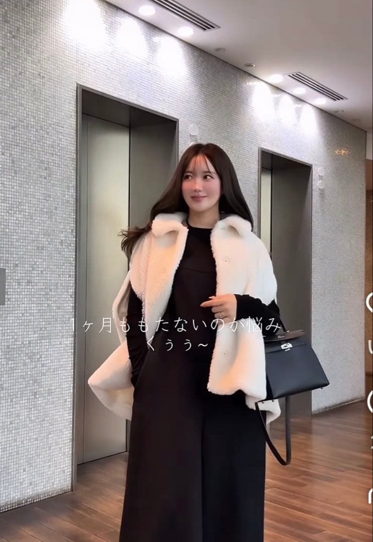 ジャケット・アウター HYEON ted cape / white