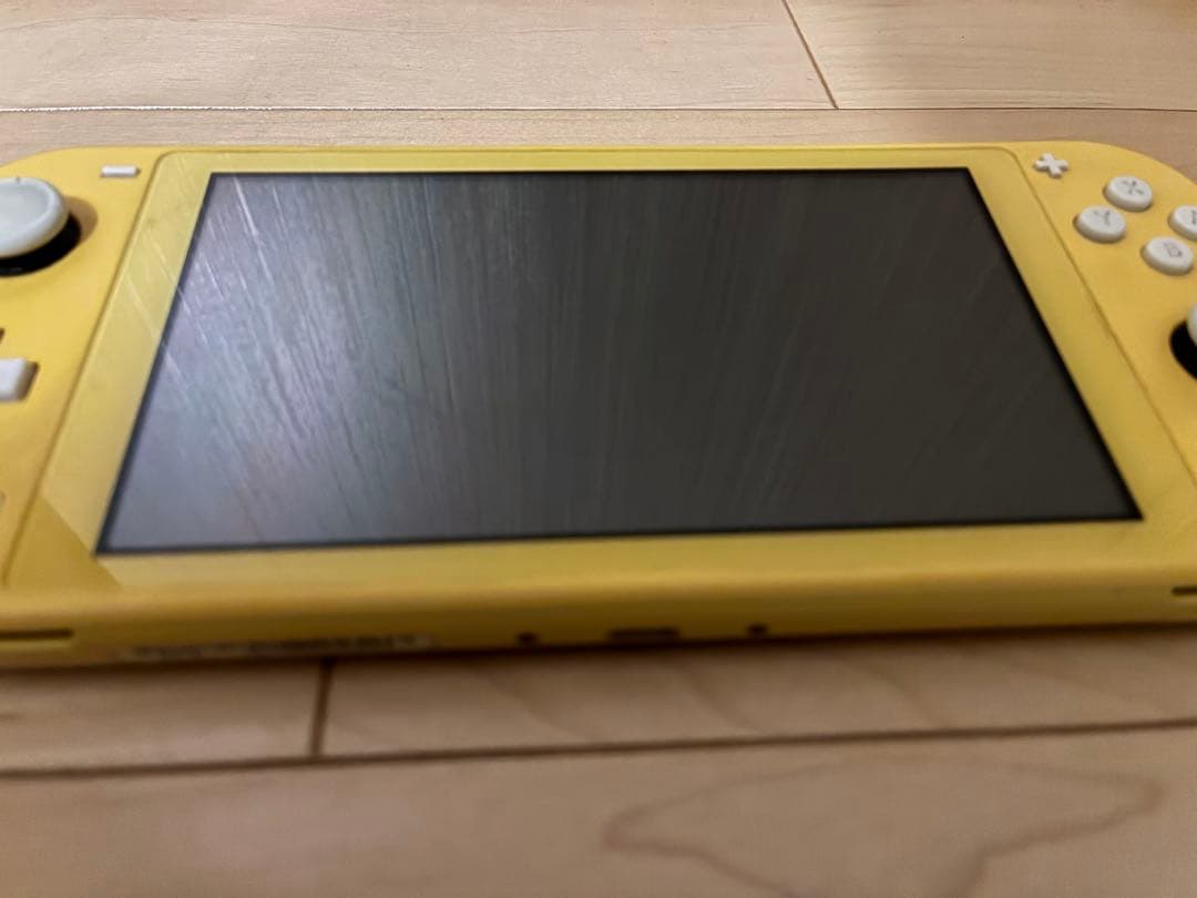Nintendo Switch Lite イエロー 本体とケース