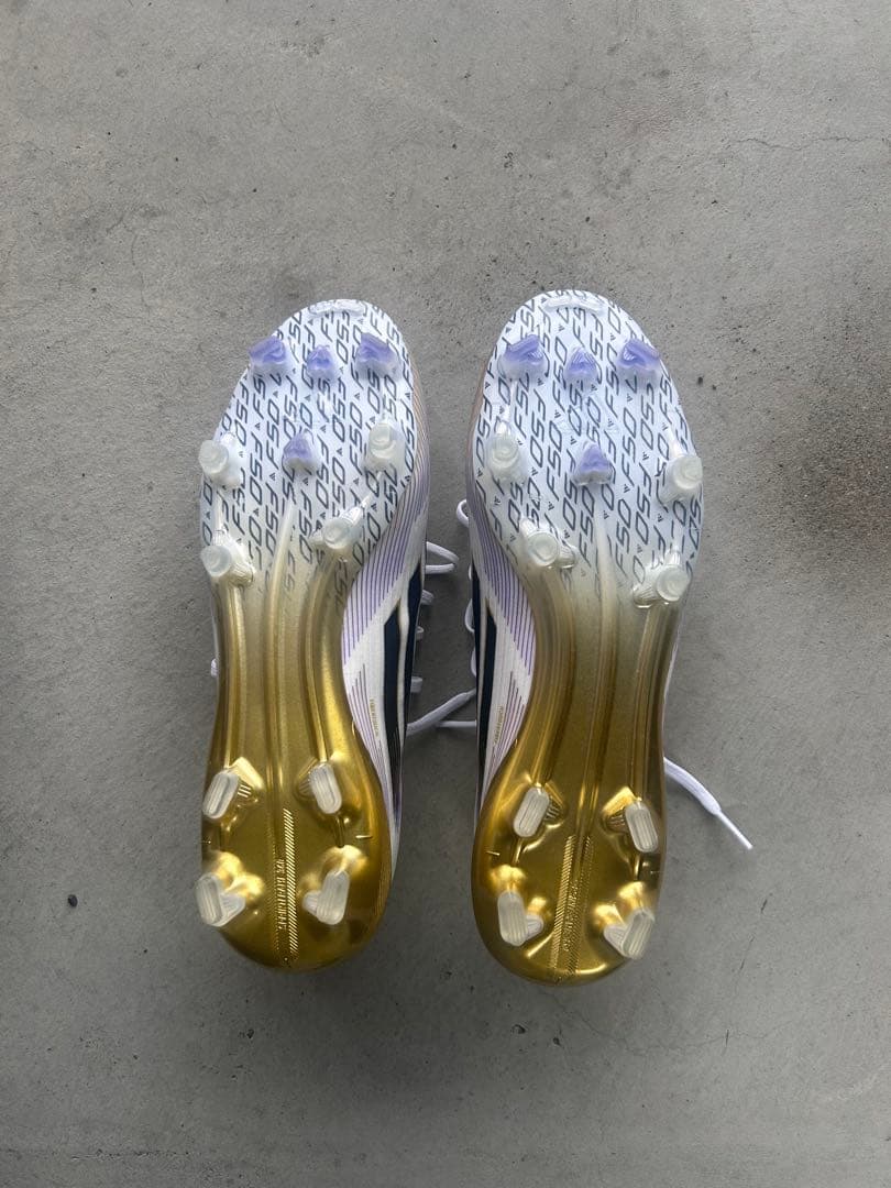 adidasアディダス　f50elite