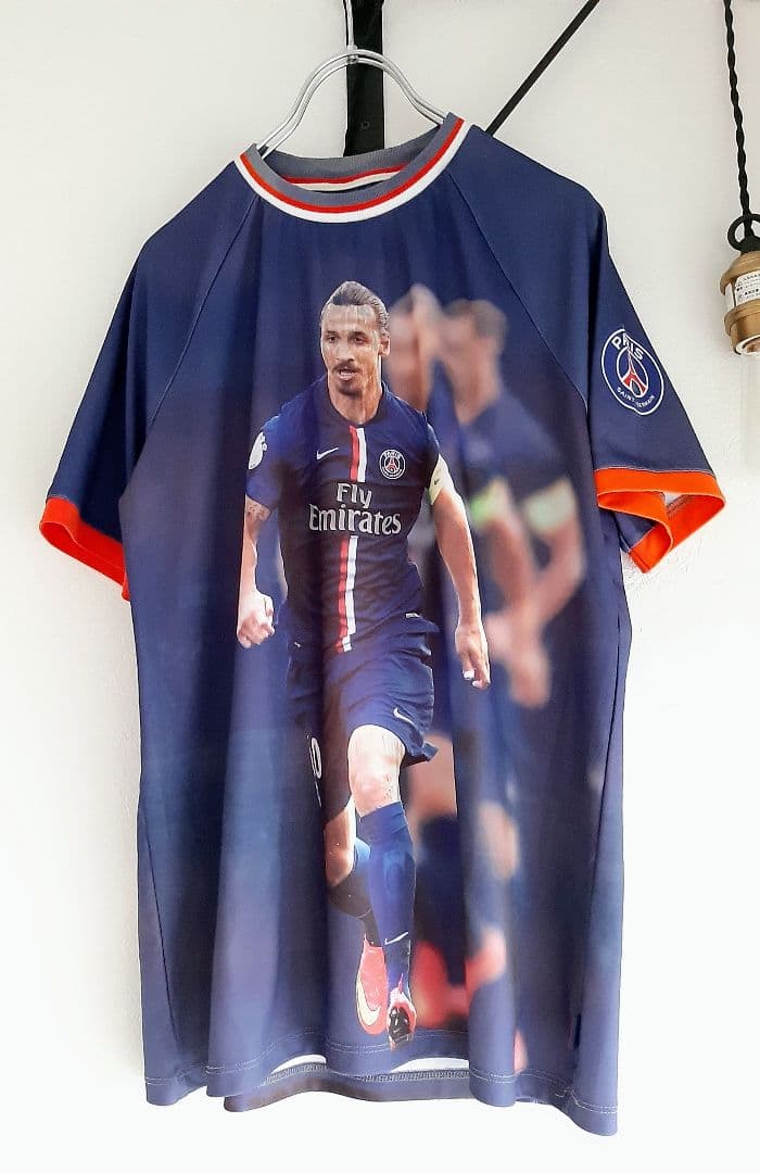 ウェア PARIS SAINT GERMAIN ZLATAN IBRAHIMOVIC