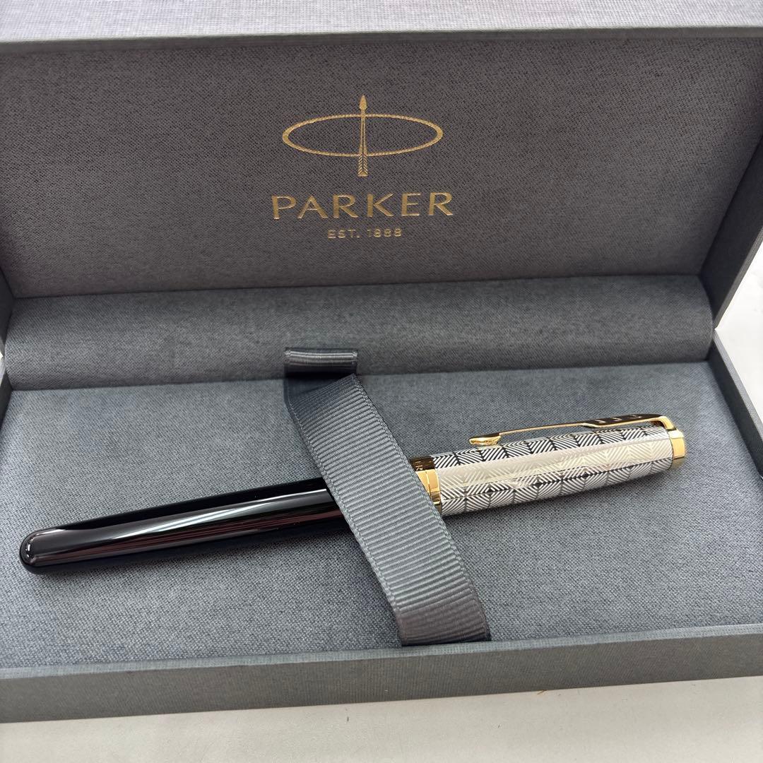 パーカー 万年筆 ソネットプレミアム メタル＆ブラックGT 細字　18K
