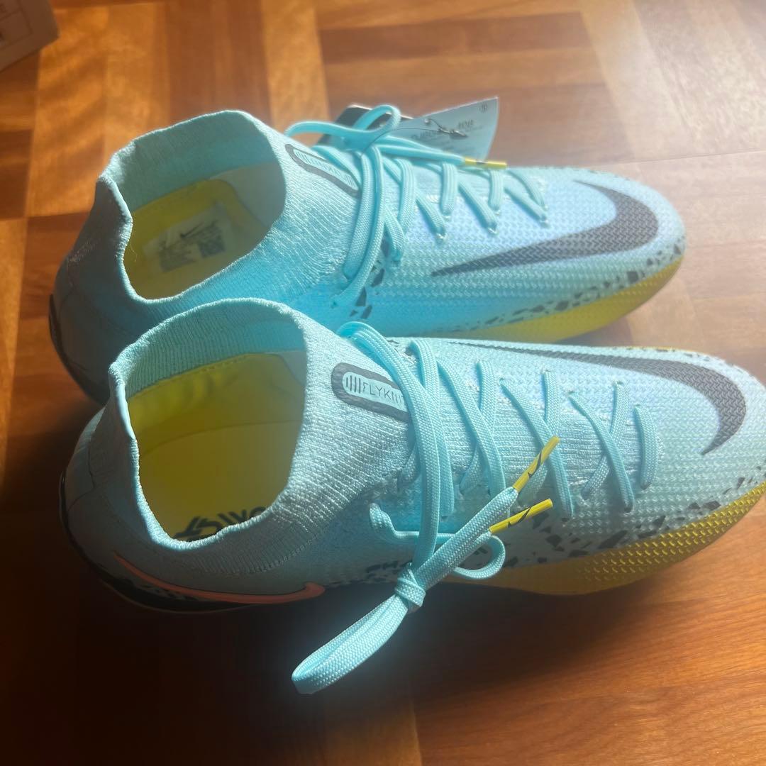 新品未使用！ナイキ ファントム GT2 エリート 24cm Nike スパイク
