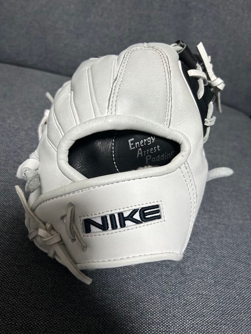 NIKE 硬式グローブ ホワイト/ブラック 11.75 ベルト部加工 USモデル
