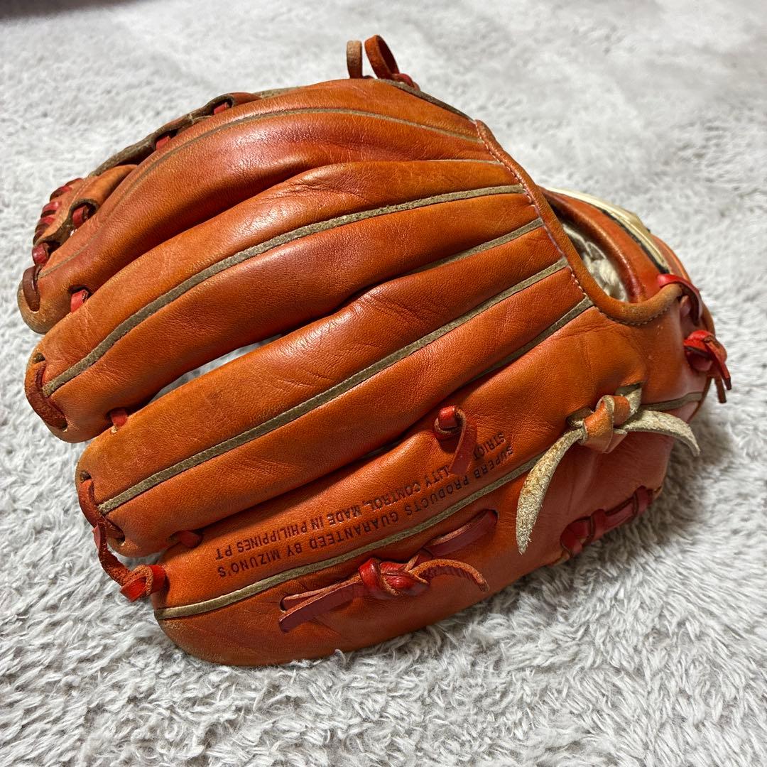 Mizuno Global Elite オレンジグローブ