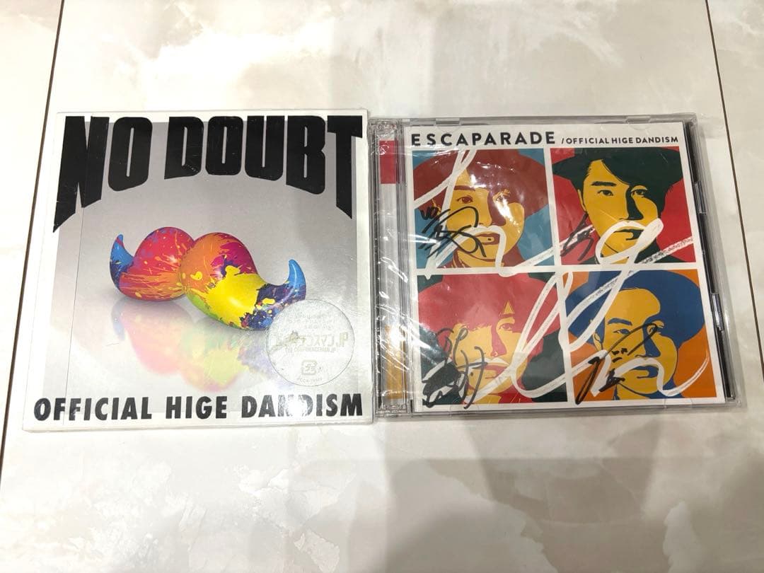 直筆サイン入official髭男dism ESCAPARADE NO DOUBT