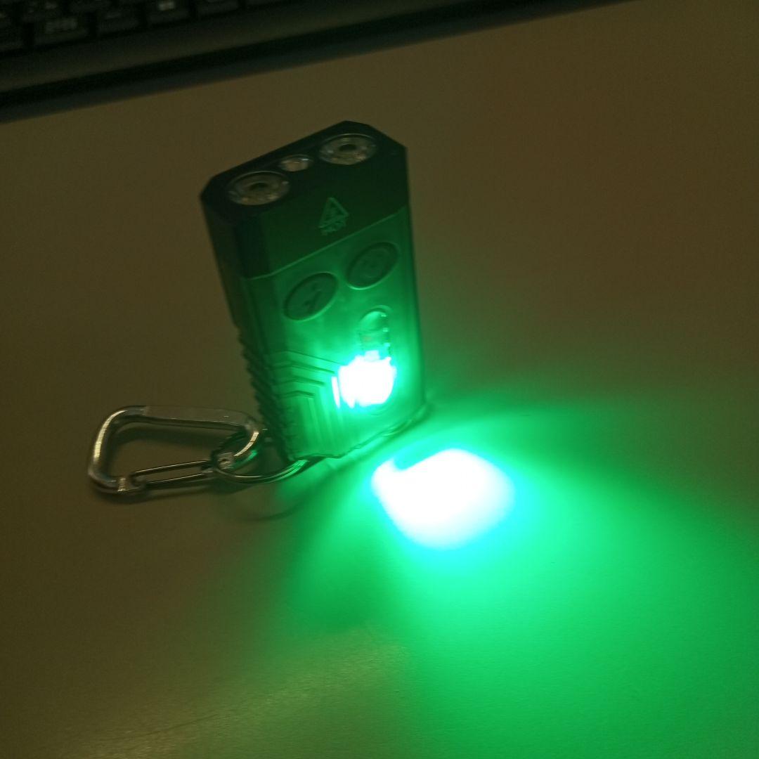 Model V10 LEDライト カラビナ付き