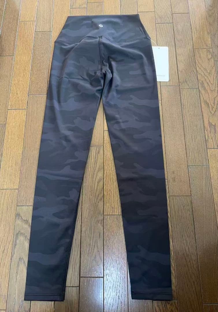 lululemon 黒迷彩　ヨガパンツ サイズ4