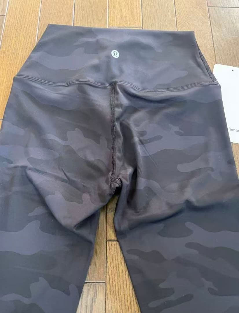 lululemon 黒迷彩　ヨガパンツ サイズ4