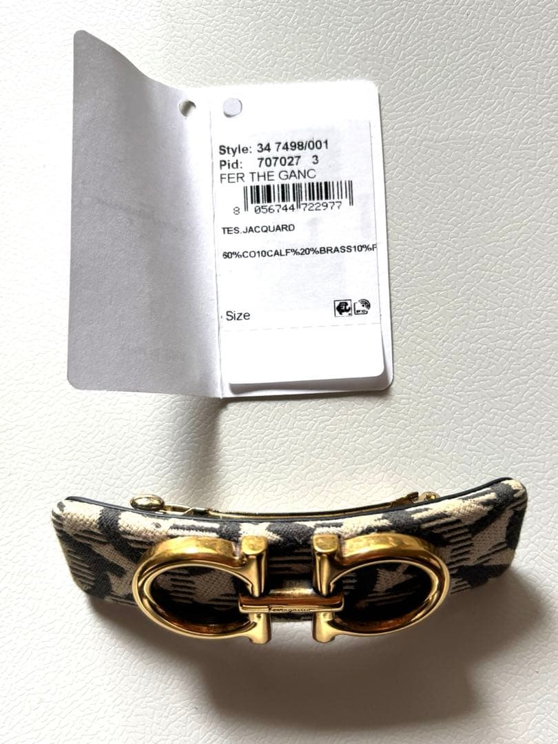 Salvatore Ferragamo　フェラガモ　バレッタ ガンチーニ