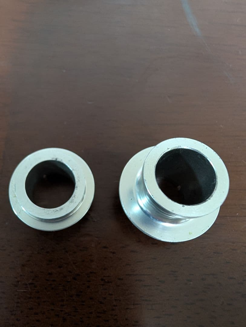 Industry Nine Torch Road ハブ中古 前後セット