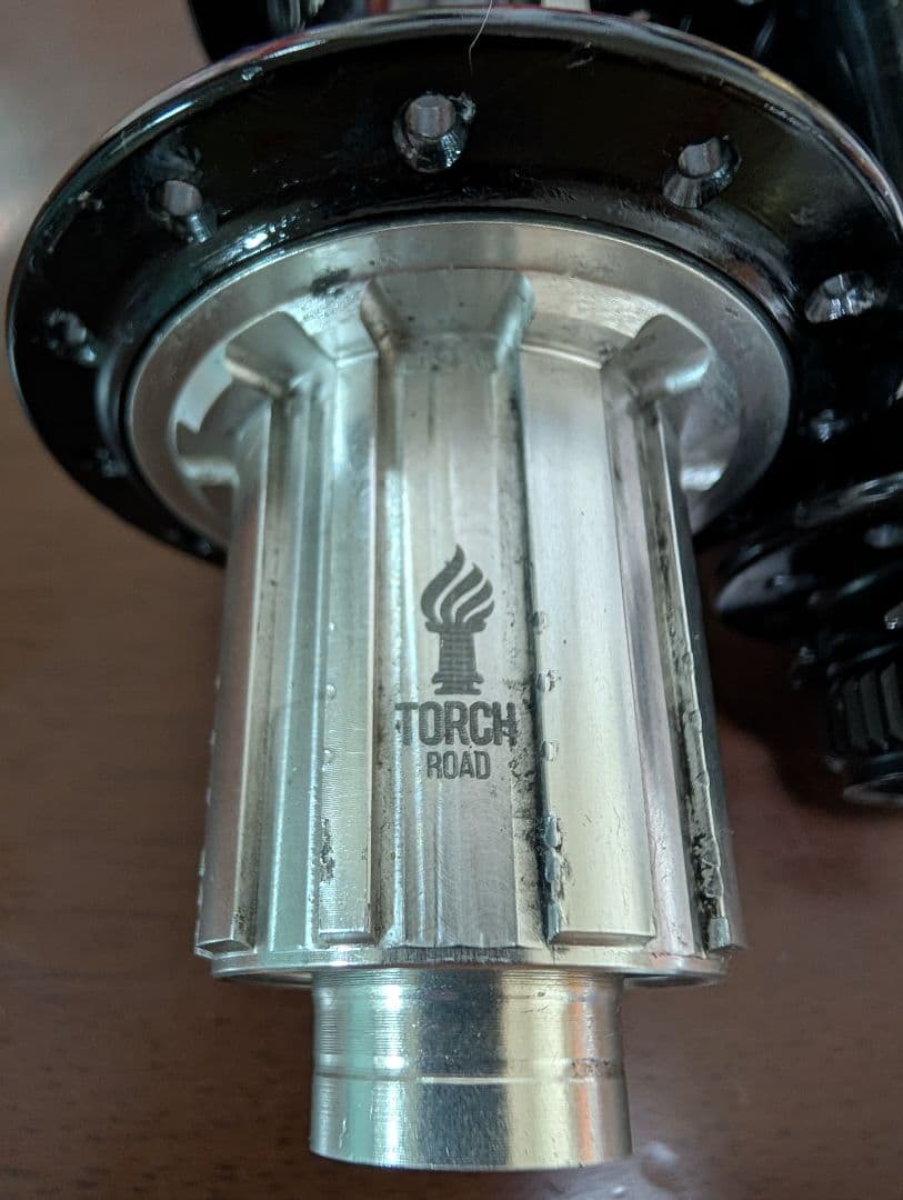 Industry Nine Torch Road ハブ中古 前後セット