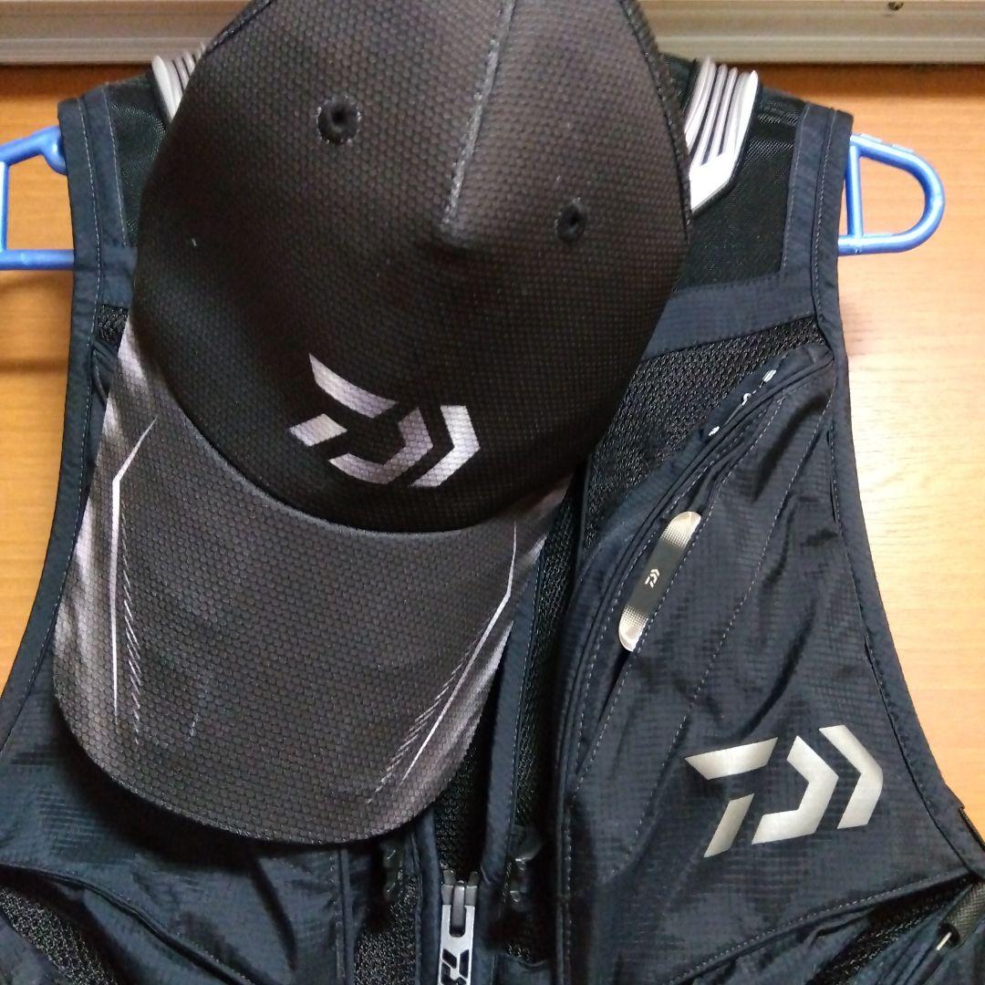 ⭐*︎様 Daiwa 鮎ベストとキャップセット