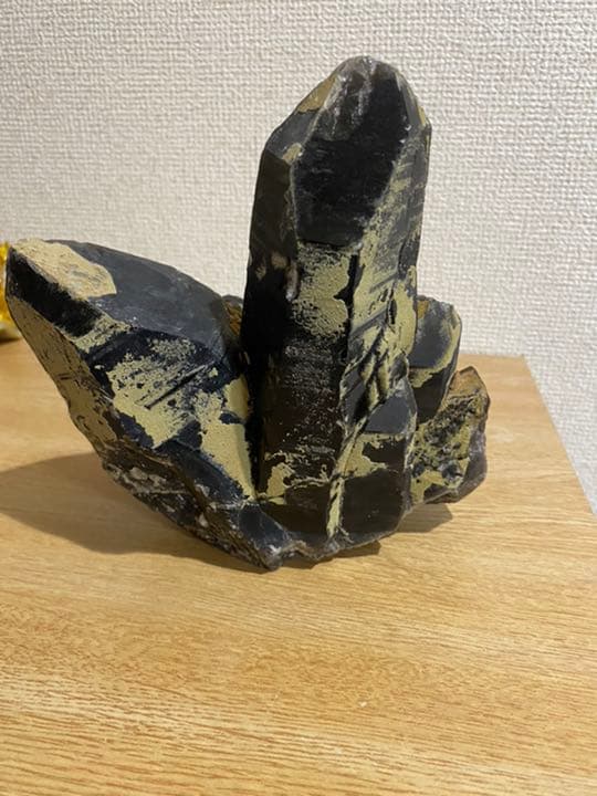モリオン原石　土付き　ウルグアイ産
