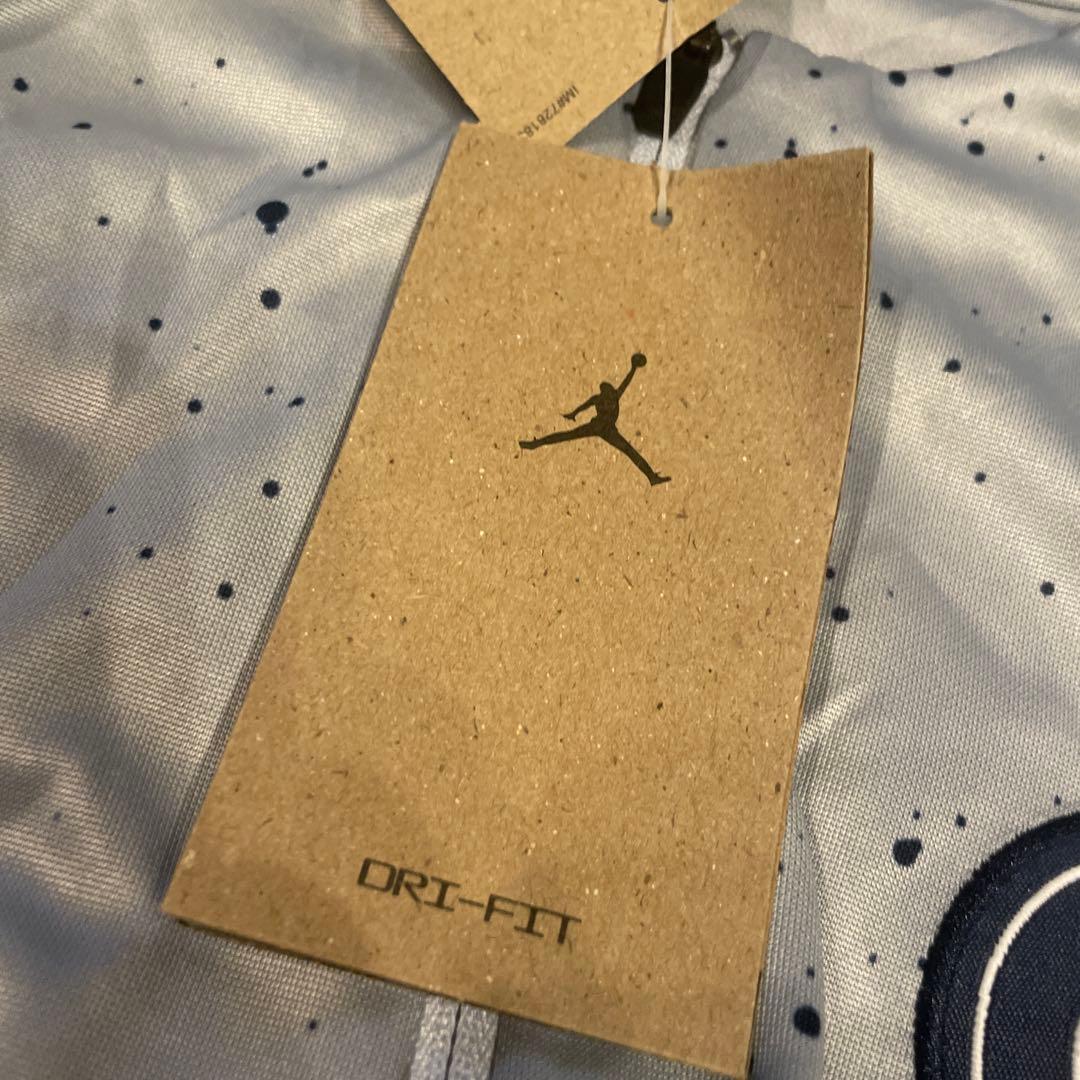 パリサンジェルマン (PSG) Jordan プラクティスシャツ　新品