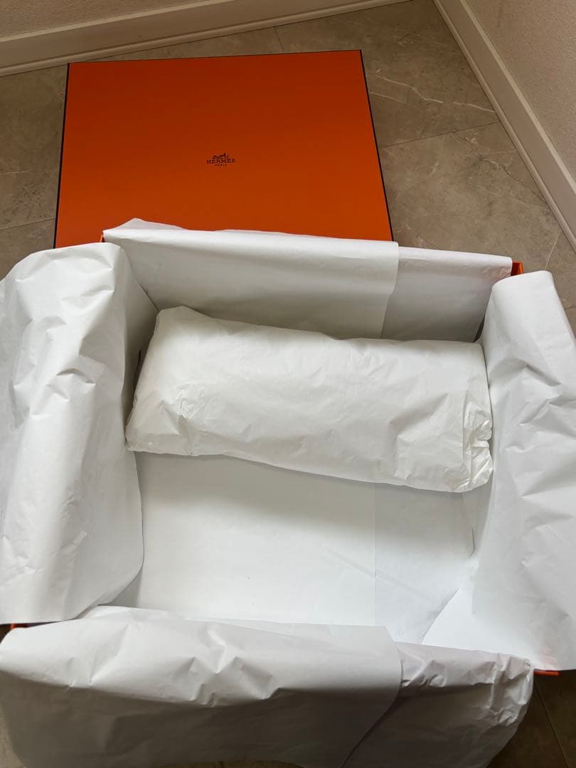 空箱　HERMES エルメス　ギフト箱 約37cm x 15cm x 33cm