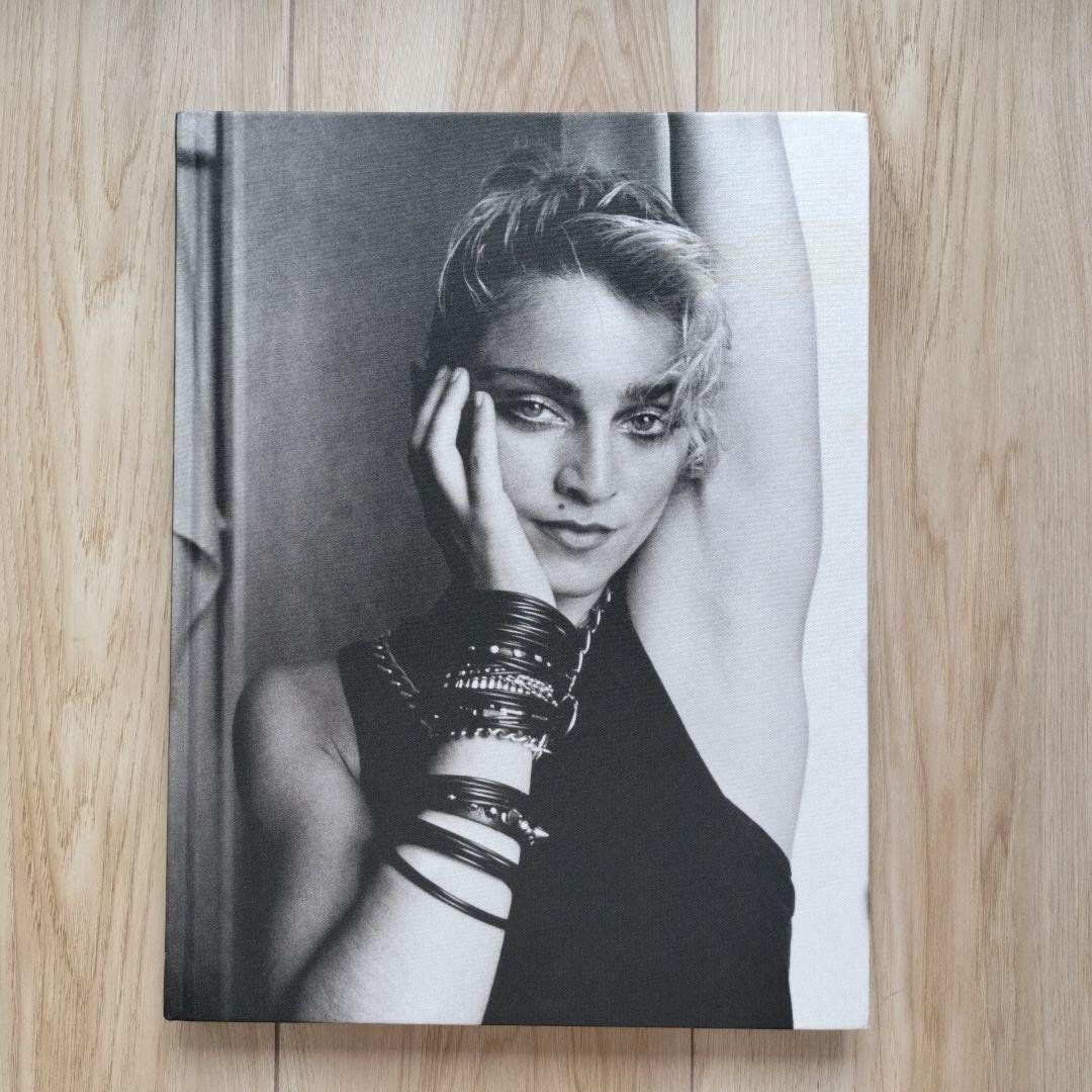 MADONNA 写真集『MADONNA NYC 83』