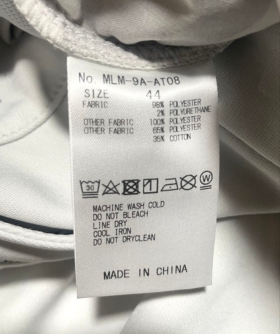 ✴︎新品✴︎ MARK & LONA ライトグレーストレッチパンツ　44(Ｓ)伸縮