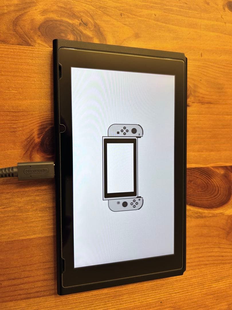 Nintendo Switch （Joy-Con無し、SDカード有り）