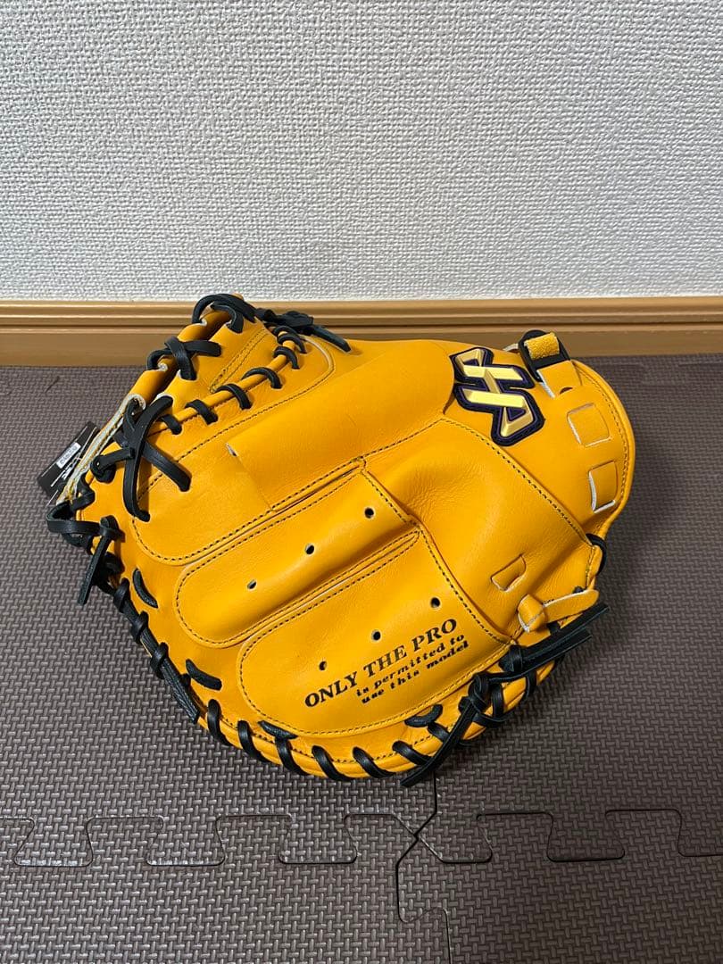 新品未使用　ハタケヤマ　硬式ミット　甲斐モデル