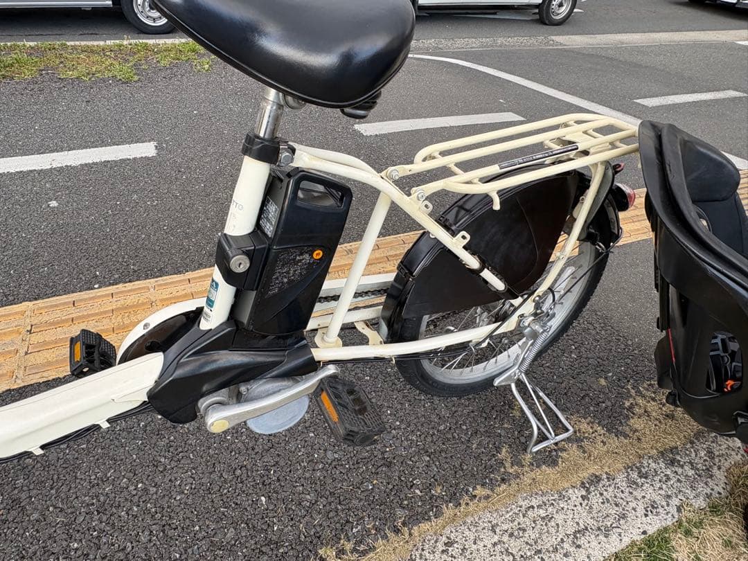 中古20㌅Panasonic電動アシスト自転車　13.2Ah4点灯　大阪　088