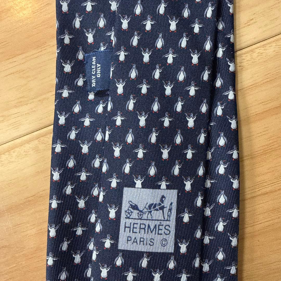 エルメスネクタイペンギン