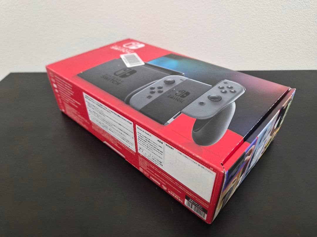 の*ぃ様 Nintendo Switch グレー 本体 ジョイコン付き