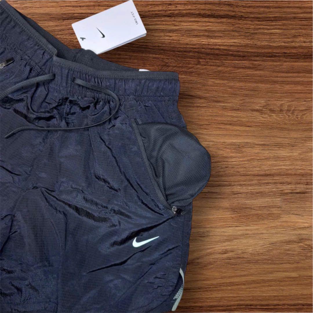 ナイキNIKE ストライド ランニング ディビジョ ン新品