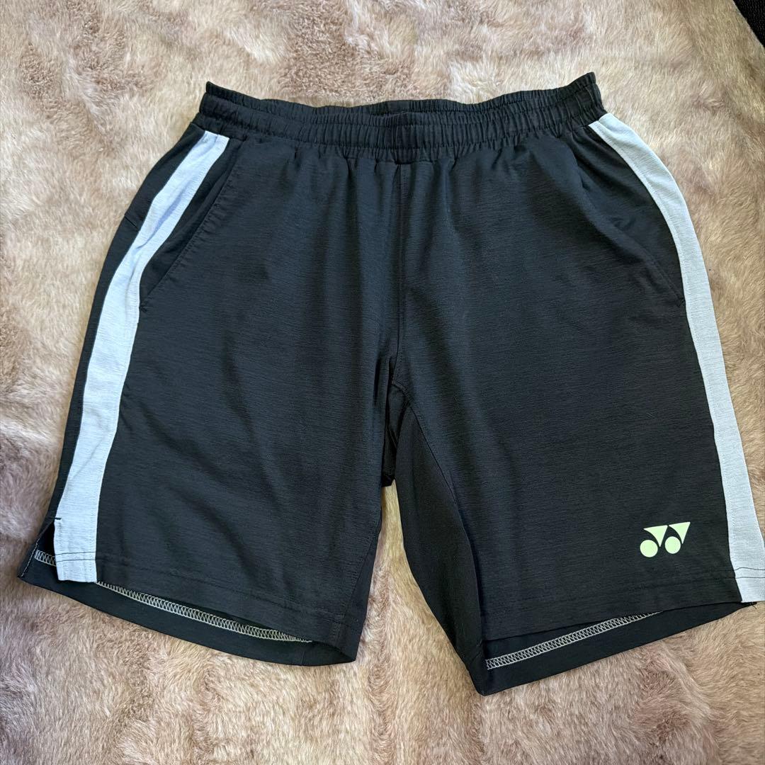 YONEX 黒 ユニハーフパンツ Mサイズ
