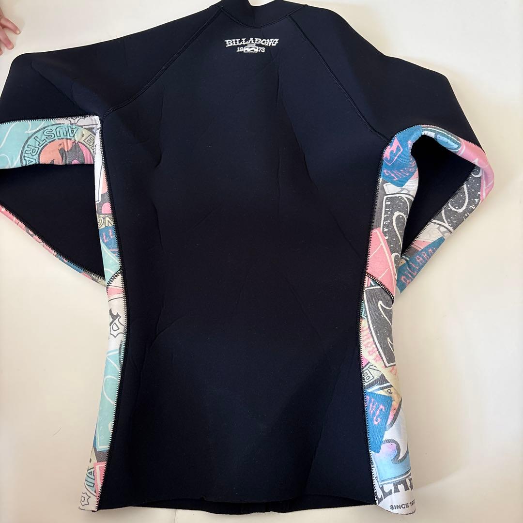 BILLABONG タッパー Lサイズ 日本製