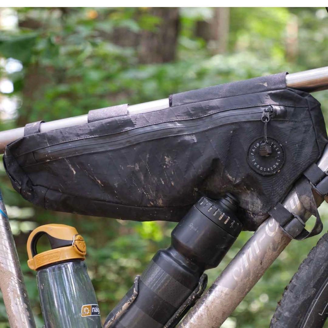アクセサリー FAIRWEATHER frame bag half (x-pac black)