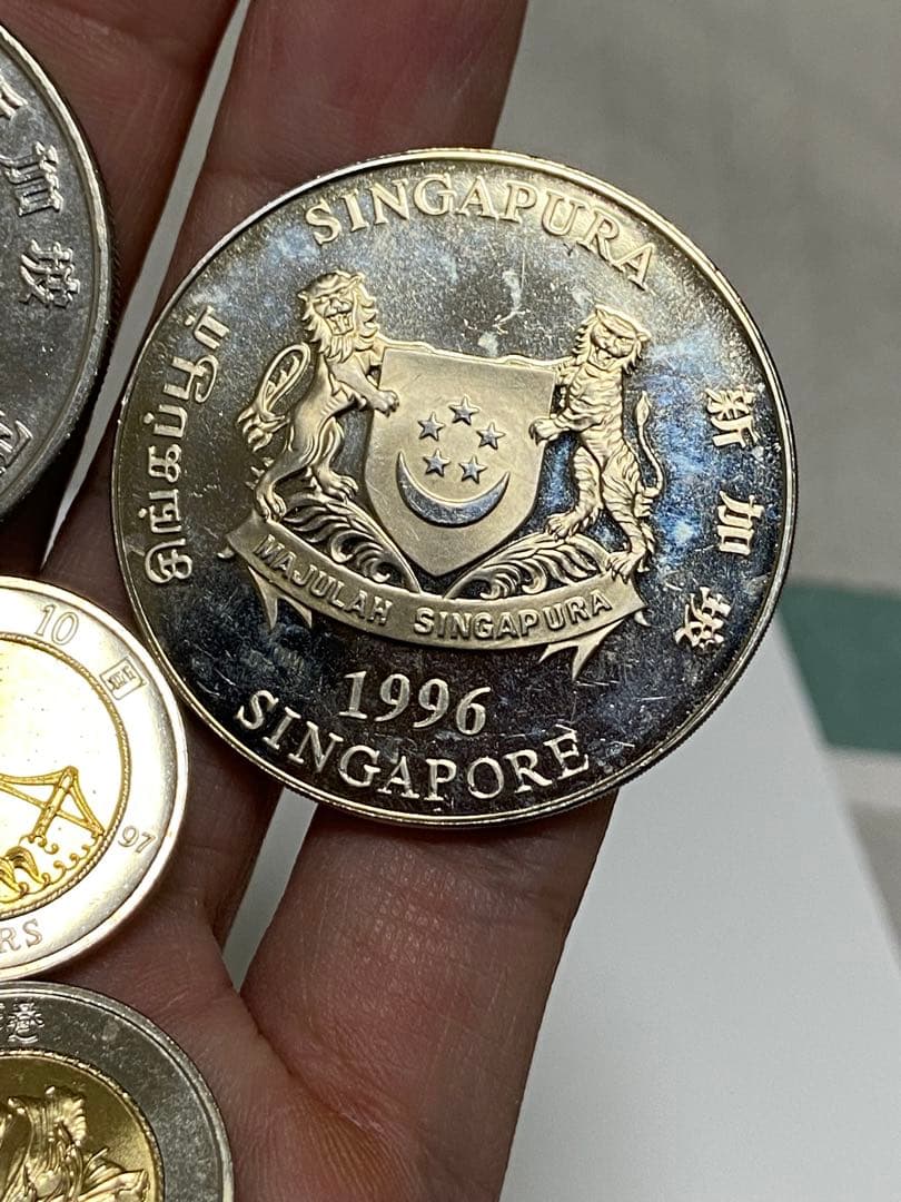 平井　２セットまとめシンガポール 10ドル　と　メキシコ銀貨と白銅貨