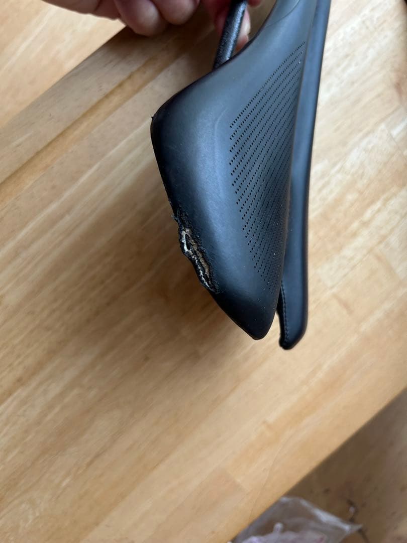 カーボンサドル S-Works TOUPE