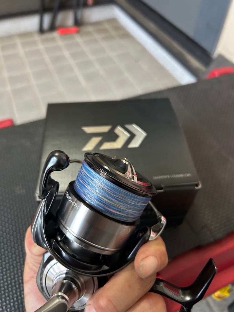 24セルテートLT5000D-CXH スピニングリール