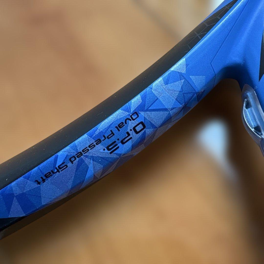 YONEX EZONE 100 G2 HYPER-MG テニスラケット