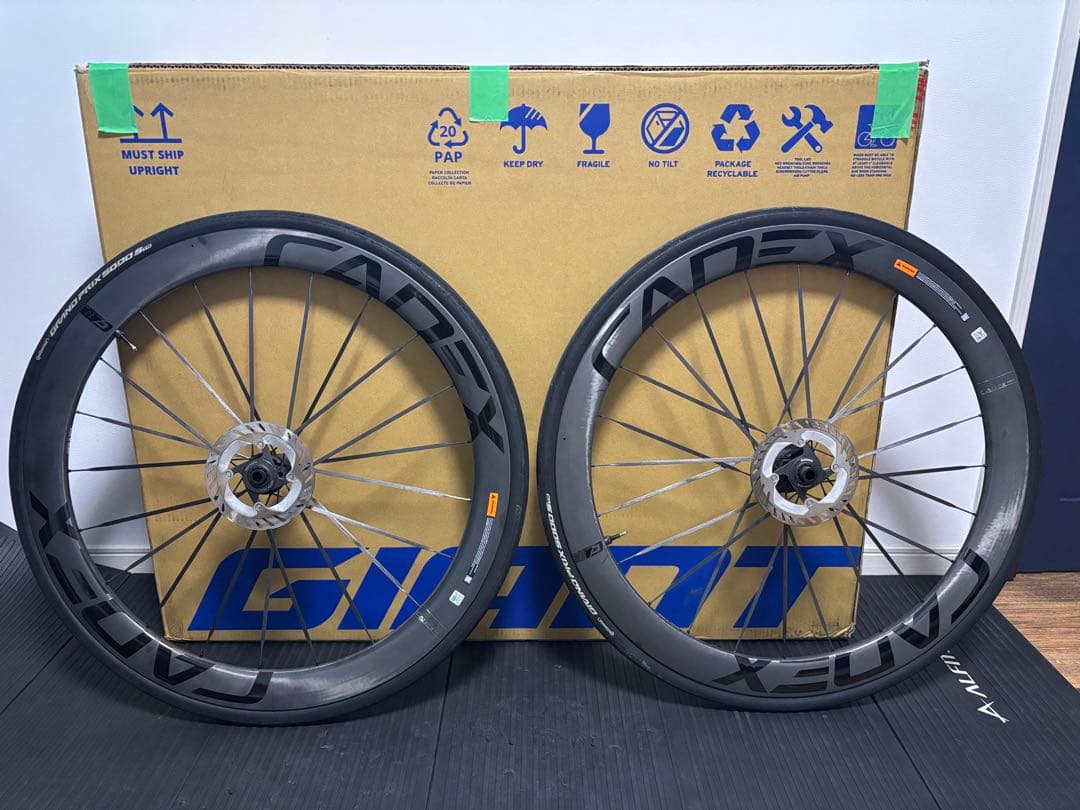 CADEX 50 Ultra Disc Tubeless カデックス50