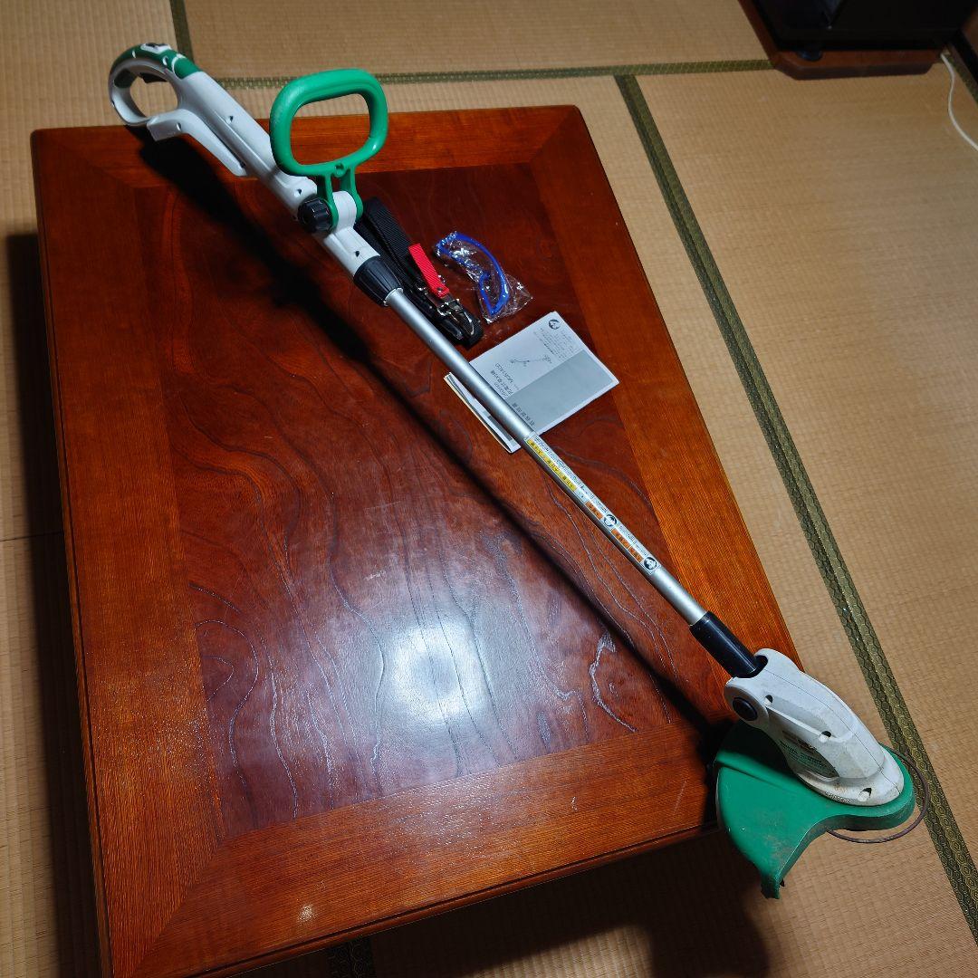 マキタ 充電式草刈機 本体のみ 刈込幅260mm MUR140DZ makita